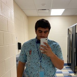 Meet your Posher, Antonio